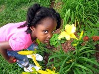 tn_Mya and Yellow Daylily.JPG