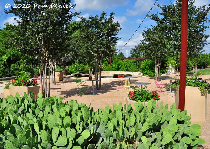 26_Prickly_pear_Bosque_Fountain-1.jpg