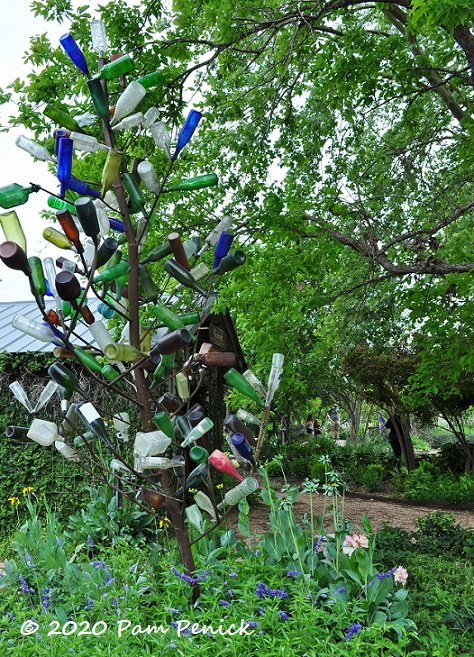 Bottle_tree-1.jpg