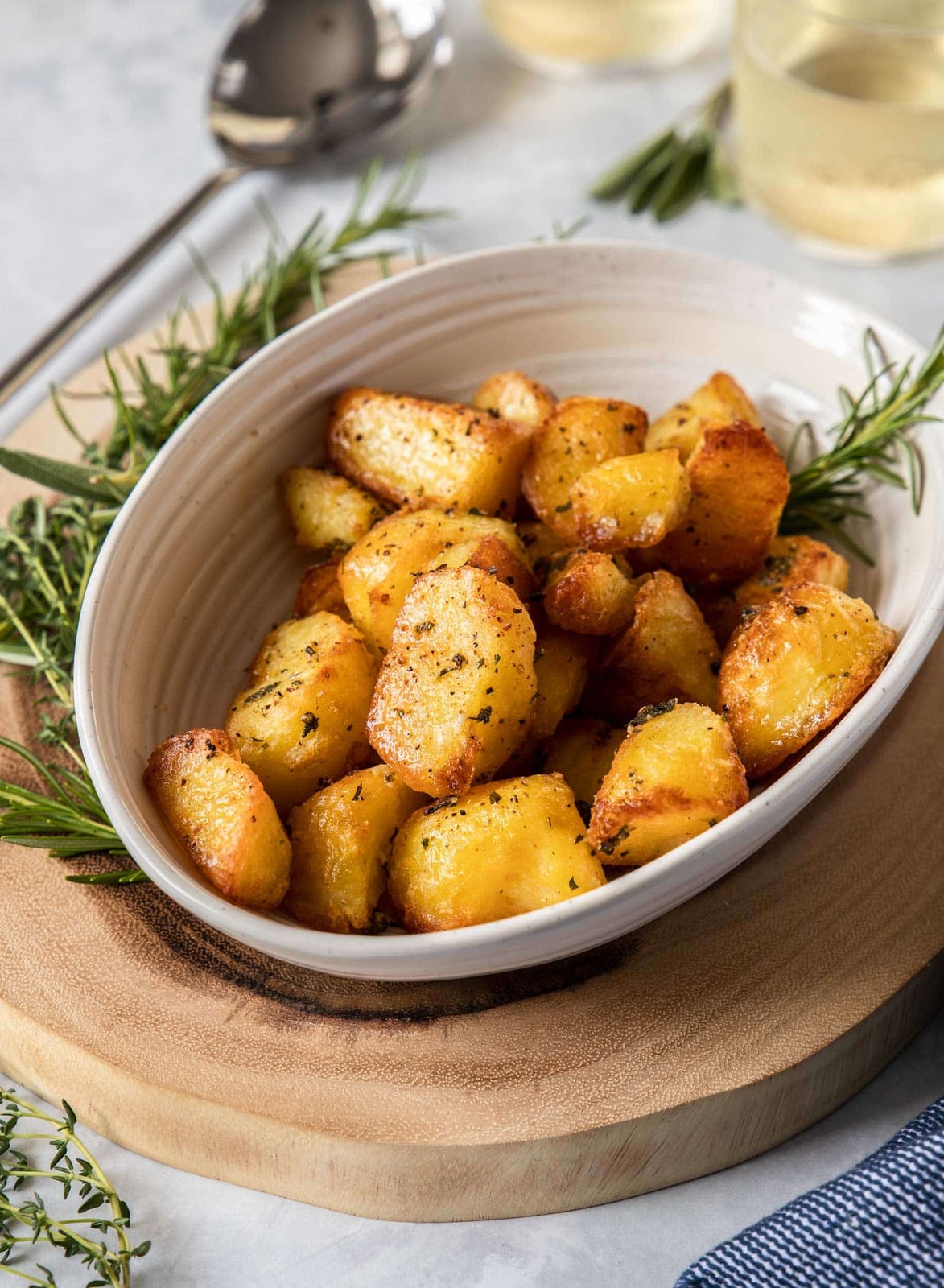 Herb-and-Garlic-Roasted-Potatoes-1.jpg