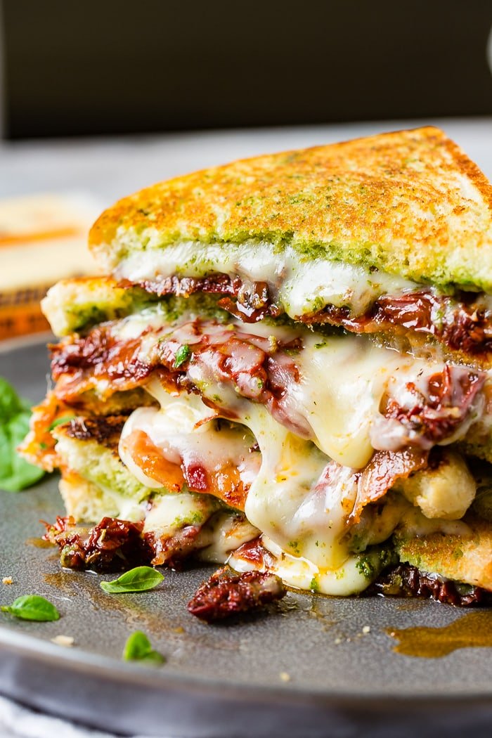 n-dried-tomato-pesto-bacon-grilled-cheese-recipe-8.jpg