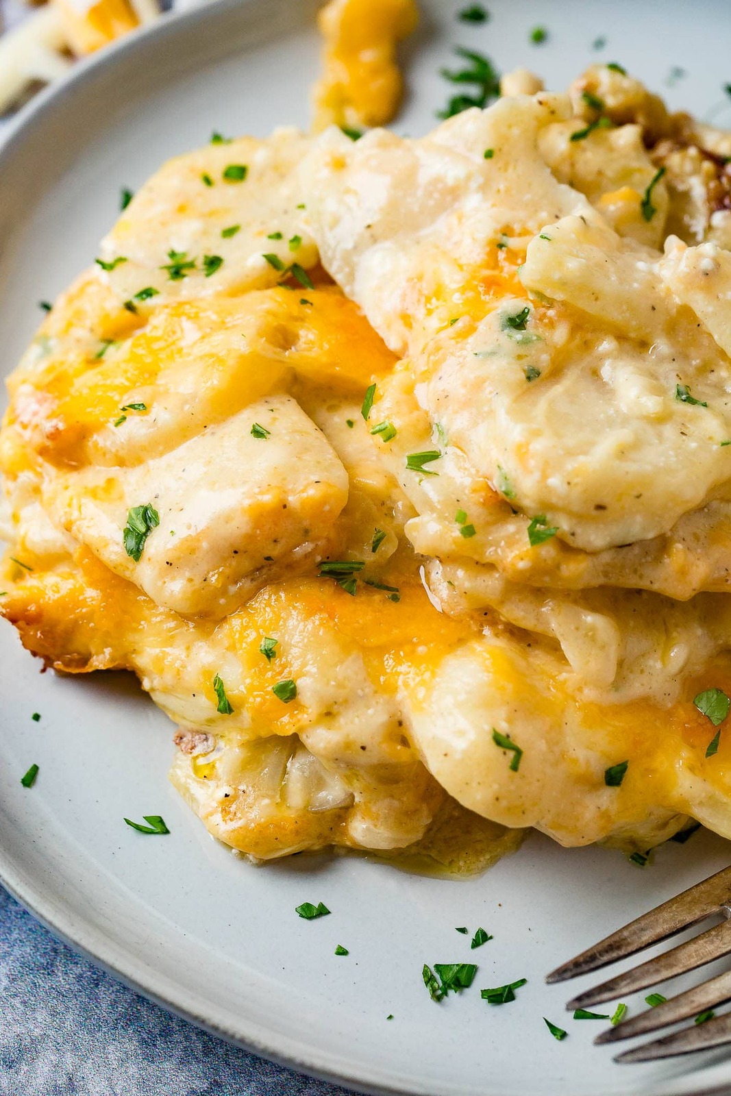 the-best-cheesy-potatoes-casserole-recipe-10.jpg