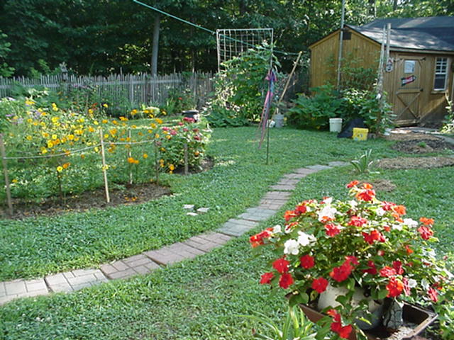 cottage garden