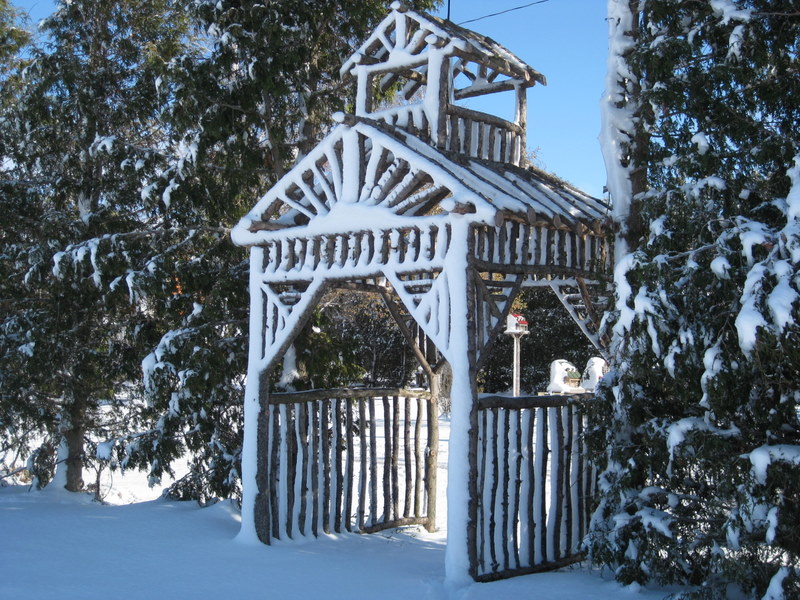 Extreme Birdhouses