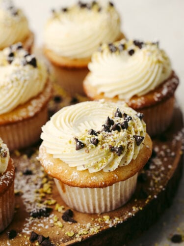 canolicupcakes-375x500.jpg