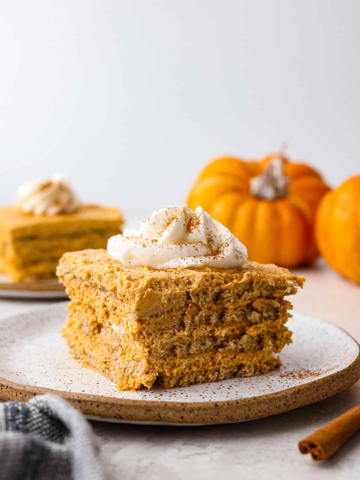 pumpkiniceboxcake-1.jpg