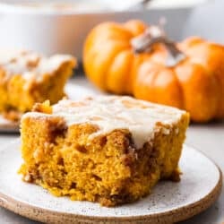 pumpkincinnamonrollcake-4-250x250.jpg