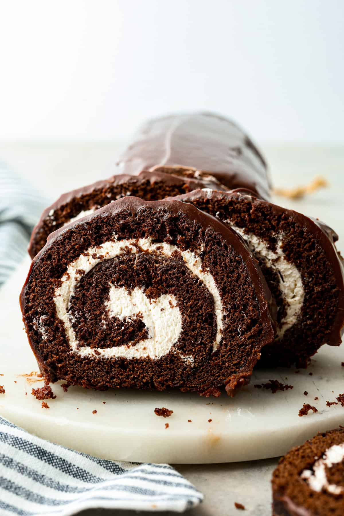 swiss_roll_cake-1.jpg
