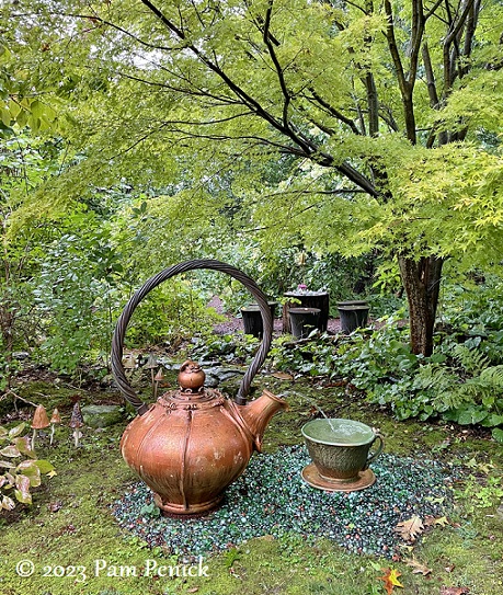 80_Teapot_fountain_Moss_garden.jpg