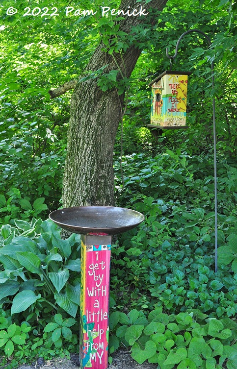 21_Birdbath_Birdhouse.jpg