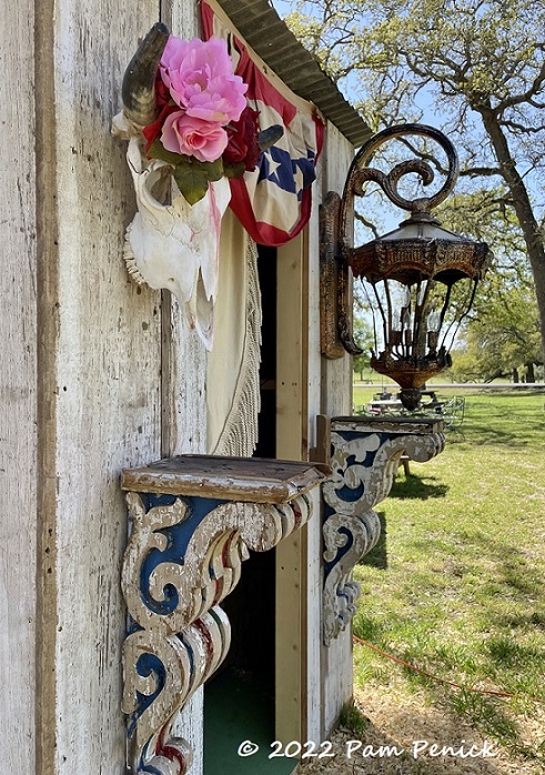 34_Cow_skull_w_flowers.jpg