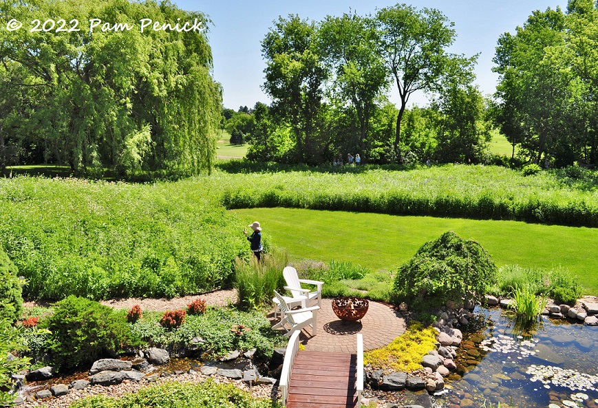12_Pond_patio_Prairie_garden.jpg