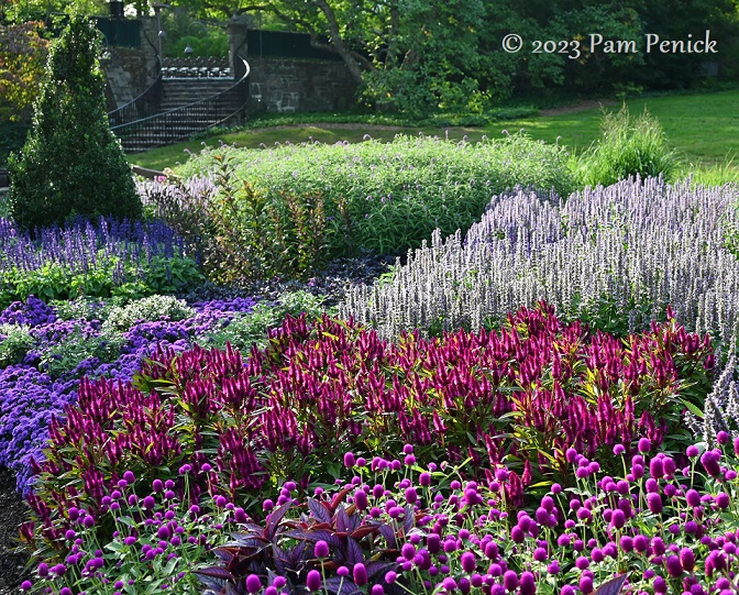 31_Flower_border_stairs.jpg