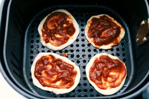 minibiscuitpizzashowto-500x334.jpg