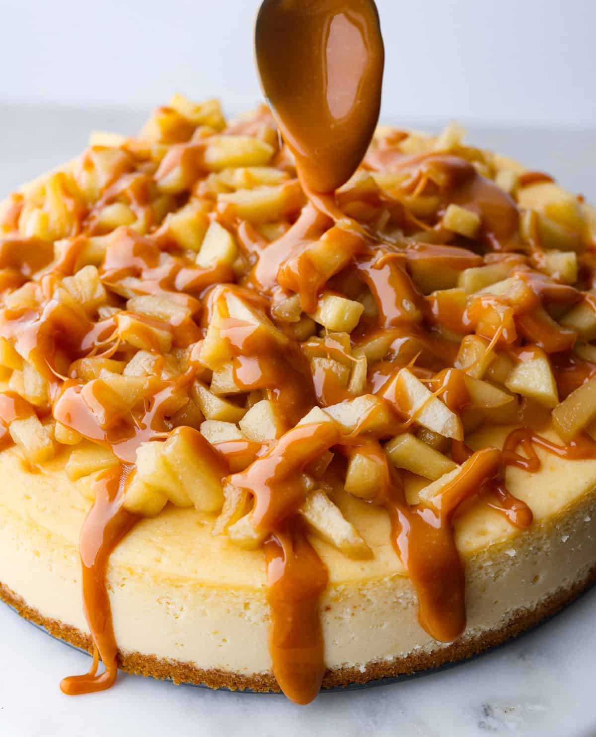 caramel-apple-cheesecake-4.jpg