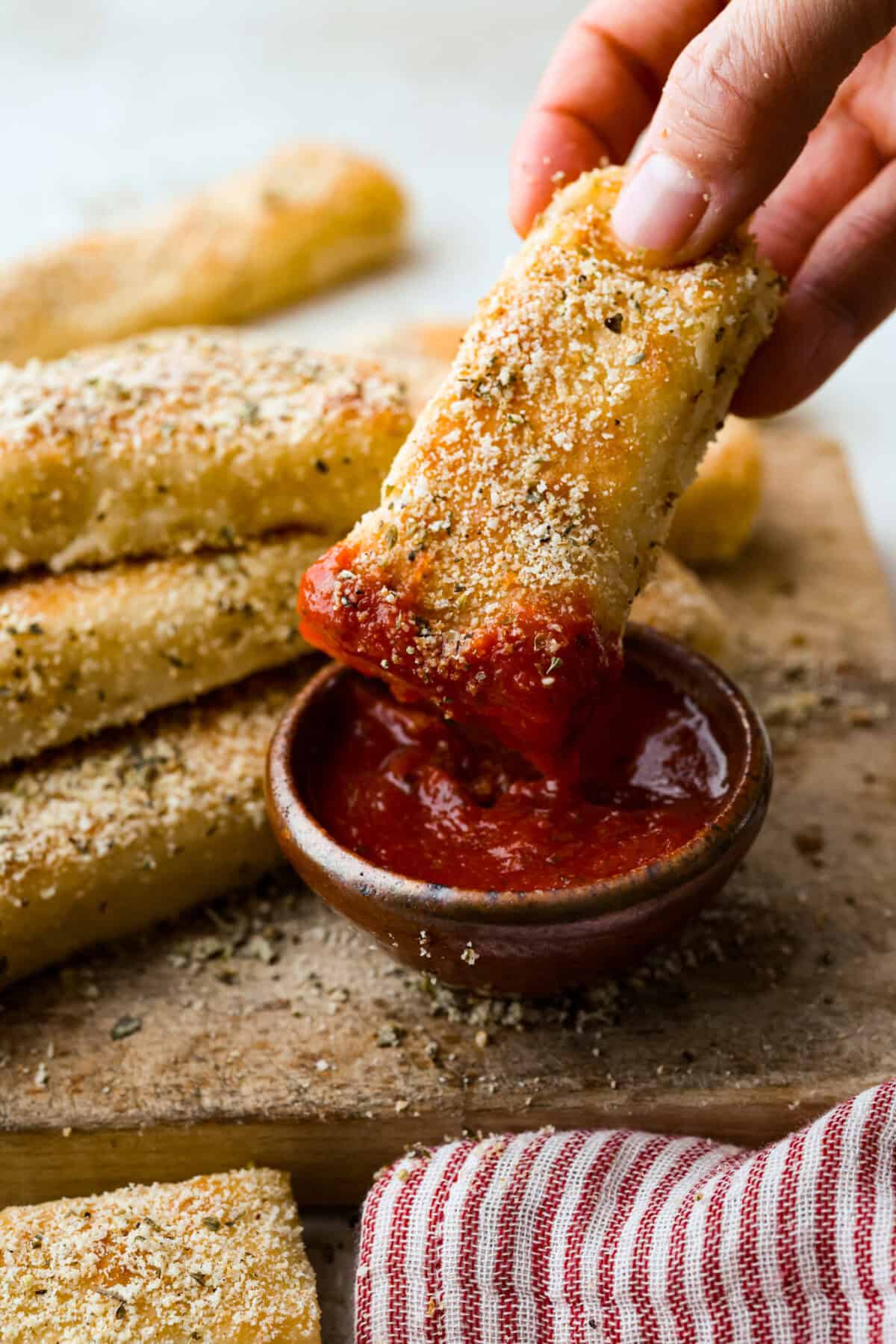 pizza-hut-breadsticks-2-1200x1799.jpg
