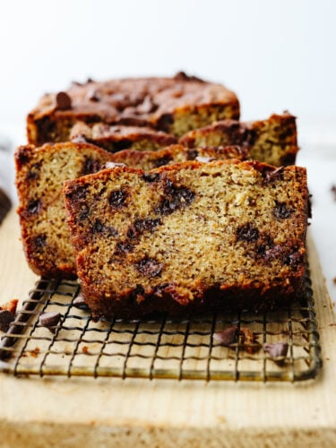 chocolatechipbananabread-1-375x500.jpg