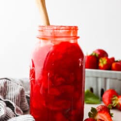 homemade_strawberry_pie_filling-250x250.jpg
