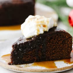 gingerbreadcakewithcaramel-2-250x250.jpg