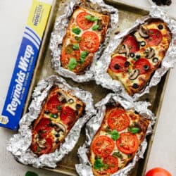 foilfrenchbreadpizza-2-250x250.jpg