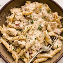 chicken-cordon-bleu-pasta-1-250x250.jpg