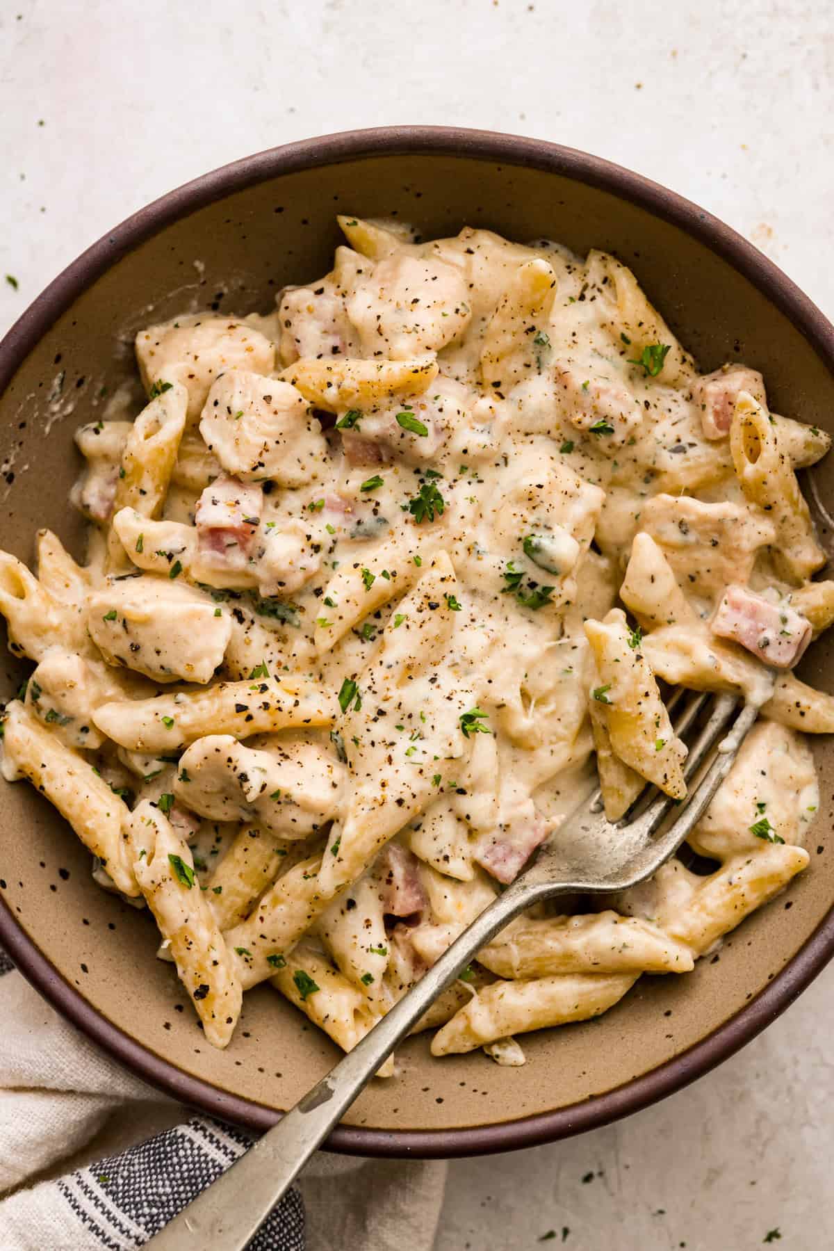 chicken-cordon-bleu-pasta-1.jpg
