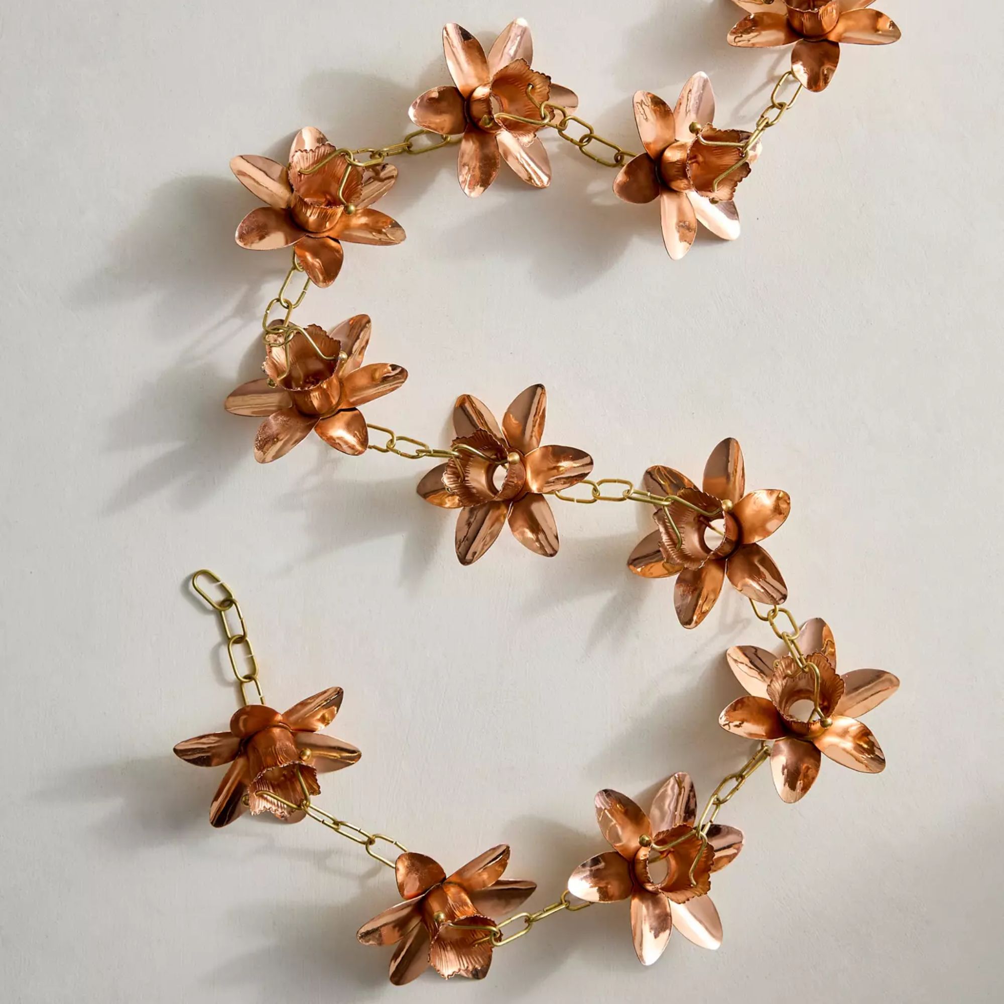 Daffodil rain chain Daffodil rain chain