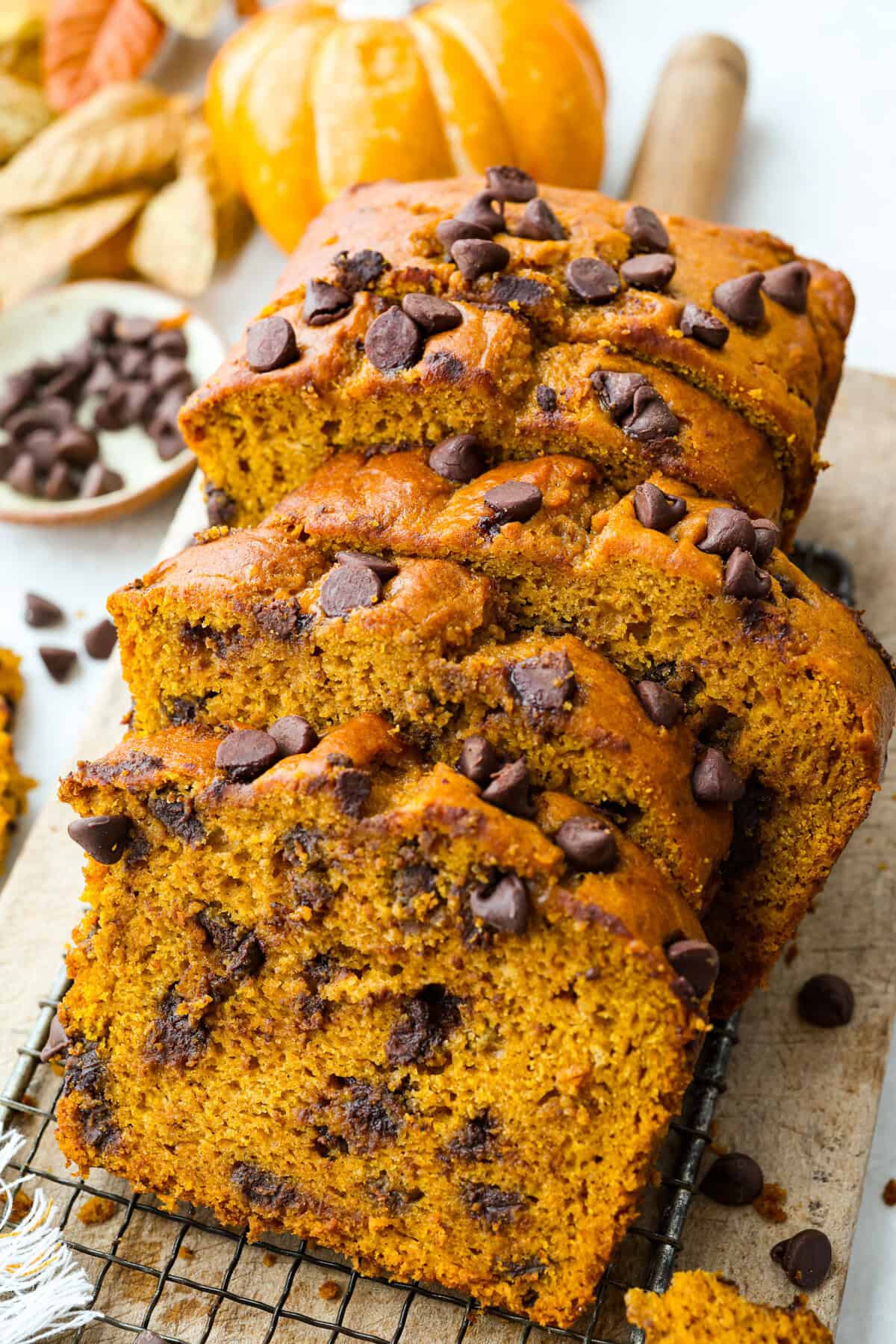 pumpkin-chocolate-chip-bread-.jpg