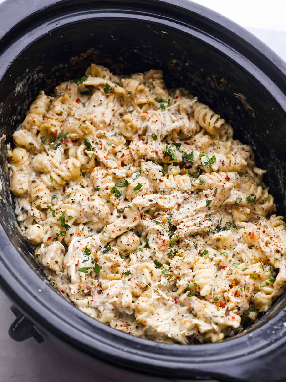 crockpot_parmesan_garlic_chicken_pasta-1.jpg