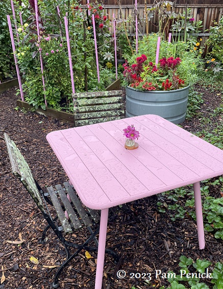 56_Pink_table_bouquet.jpg