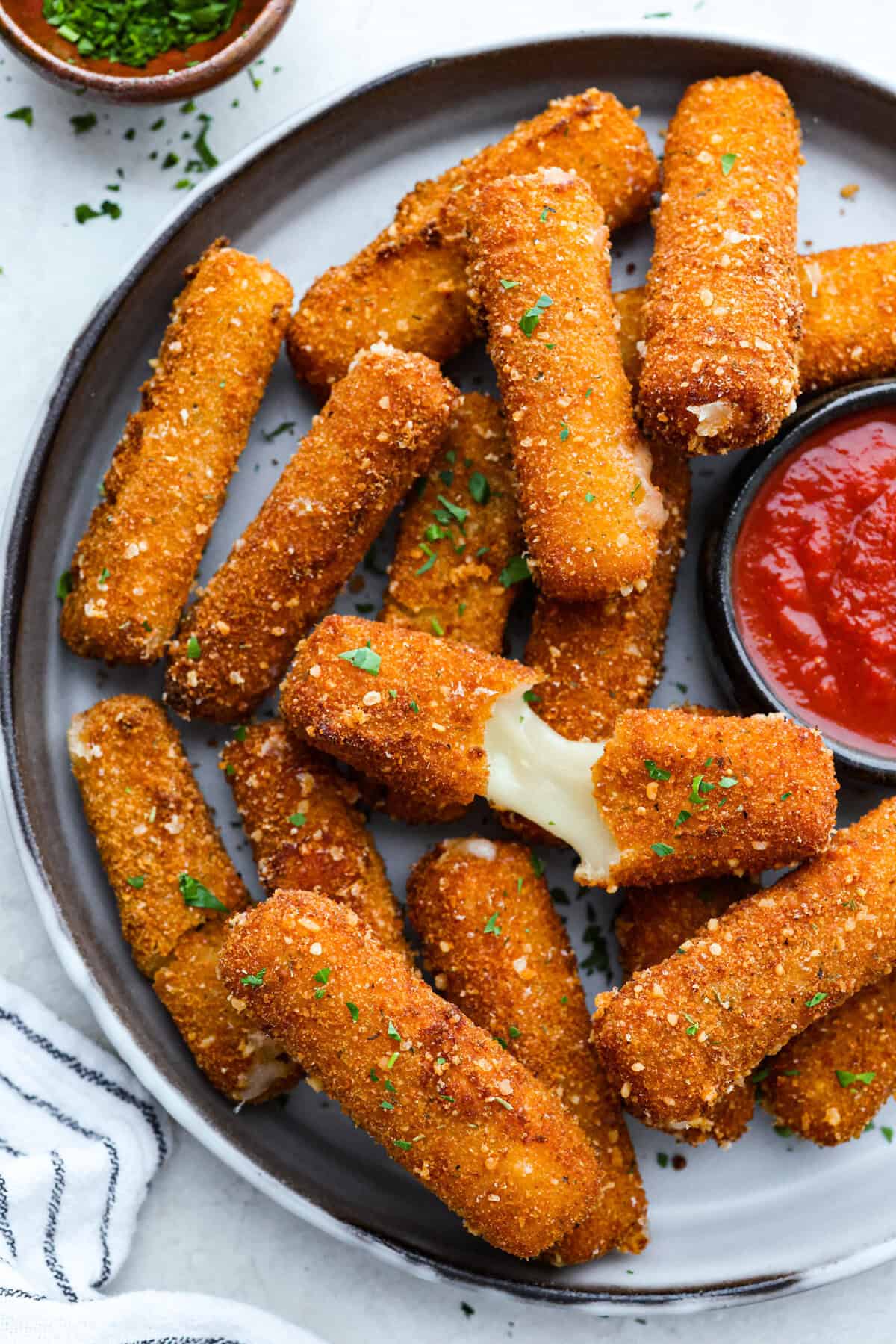 mozerella-sticks-1.jpg