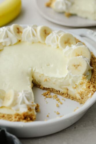 bananacreamcheesecakepie-2-333x500.jpg
