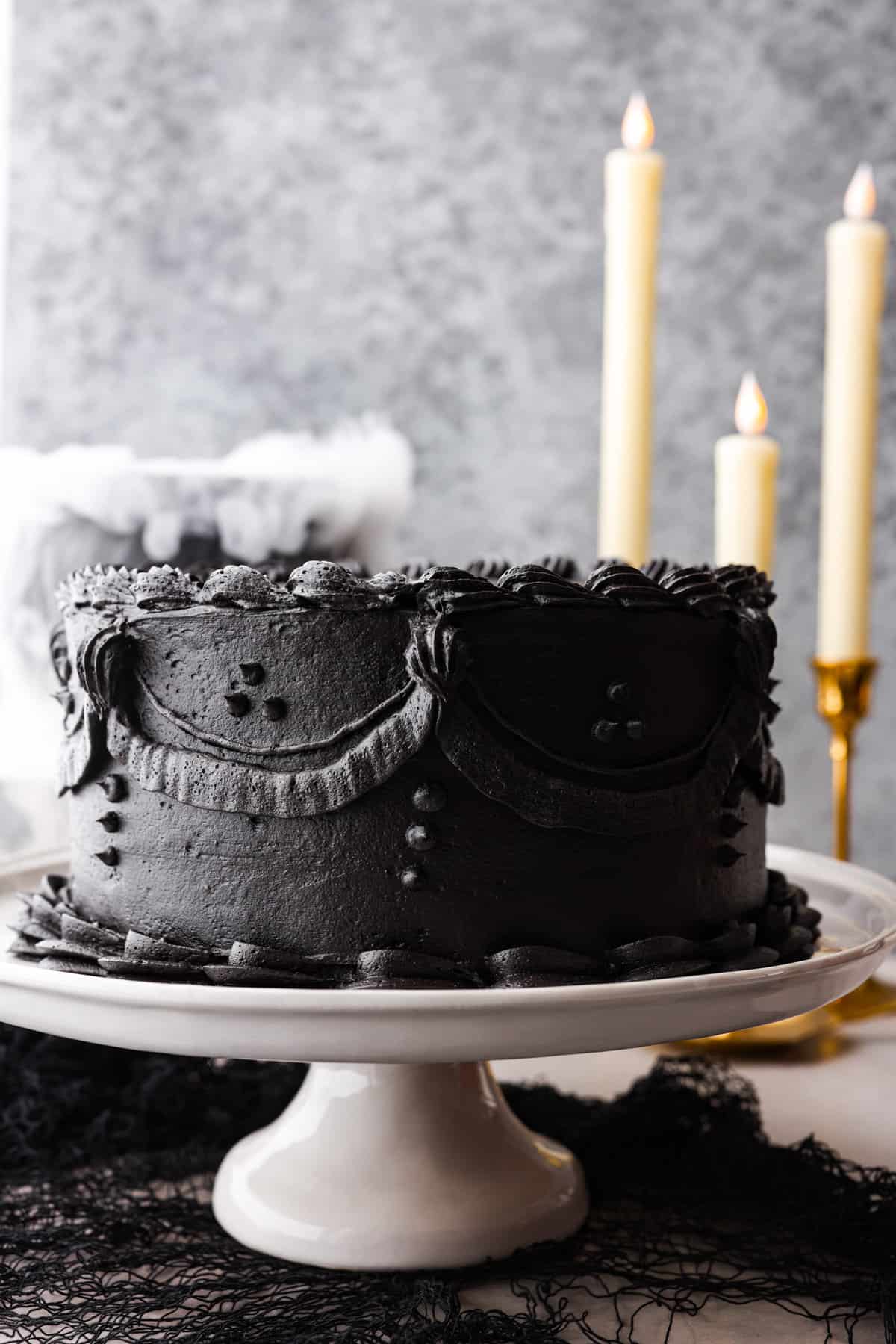 black-velvet-cake-.jpg