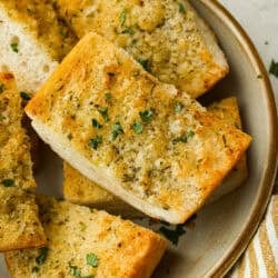 air-fryer-garlic-bread-1-250x250.jpg