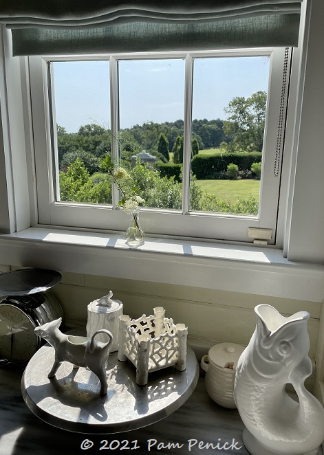 05_Kitchen_white_ceramic_View.jpg